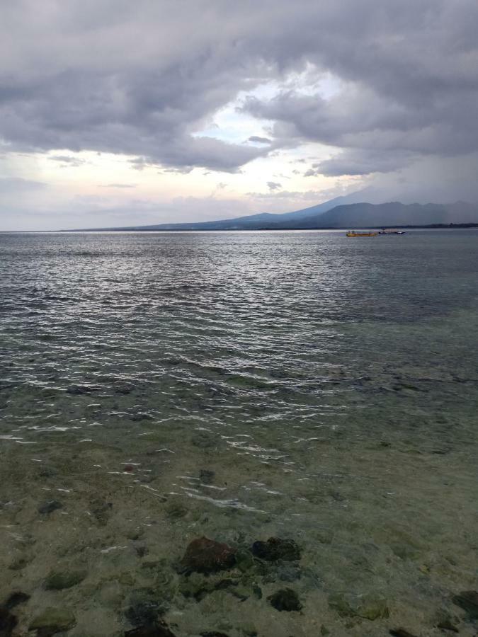 Youpy Bungalows Gili Air Kültér fotó